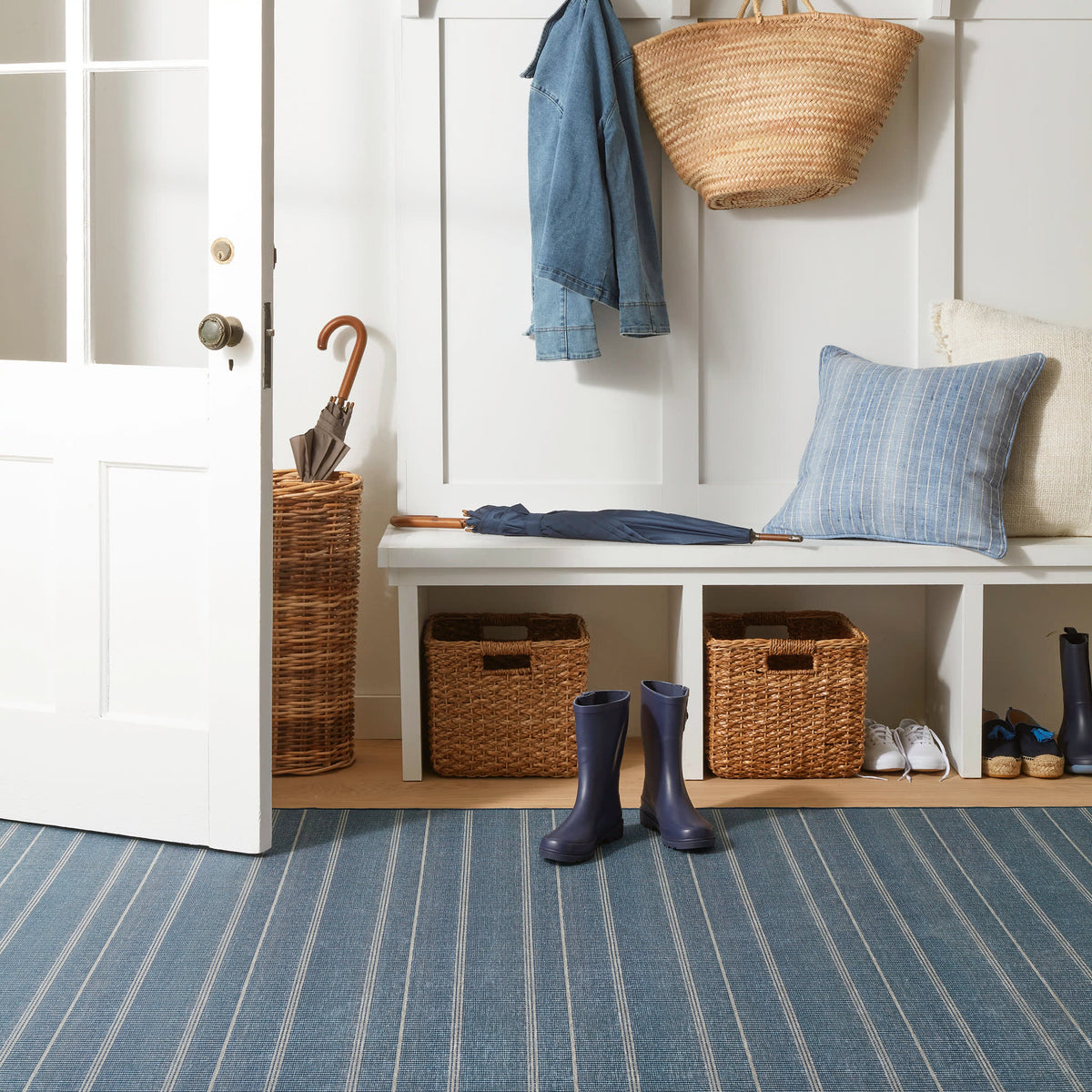 dash albert samson da2196 navy rug