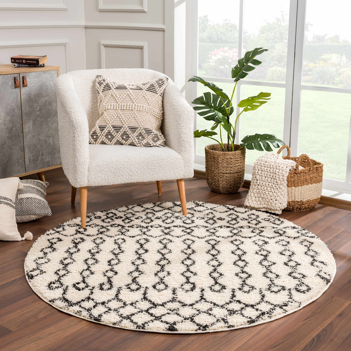 Hauteloom Munich MUNIC Charcoal Machine Made Polypropylene Rug