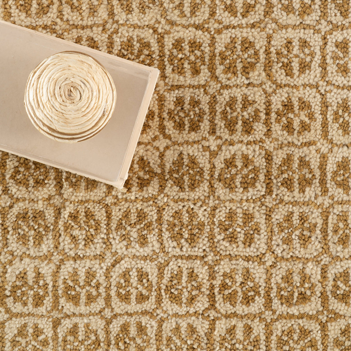dash albert tullie da2363 ochre hand knotted wool rug