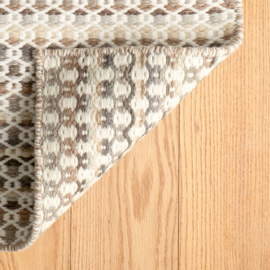 dash albert poppy da2026 natural rug