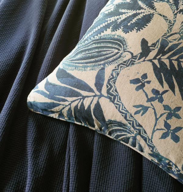 dash albert marco da773 navy rug