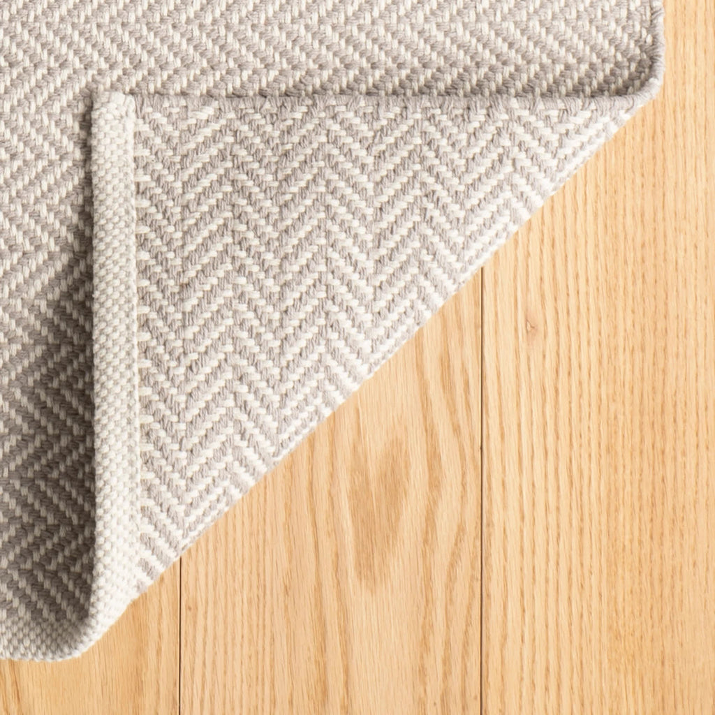 dash albert herringbone rda421 dove grey rug