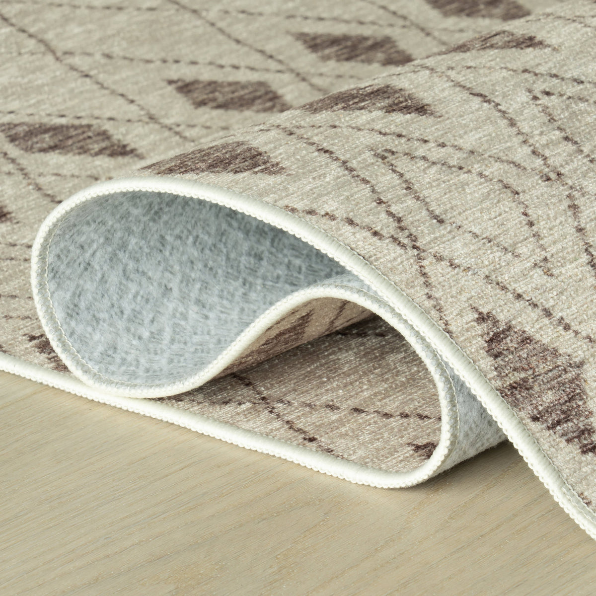 dash albert chandler da2386 tan machine washable polyester rug