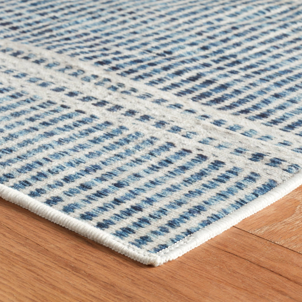 dash albert malta da2043 blue rug