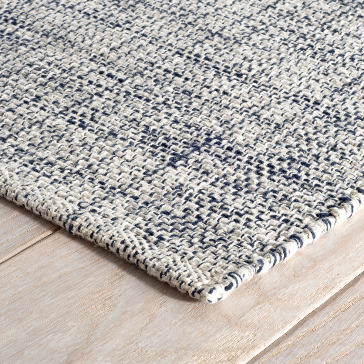 dash albert marled da138 indigo rug