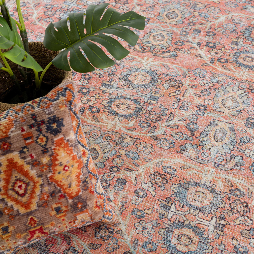 Hauteloom Konstantina HGEBKONSTA1 Peach Machine Made Rug