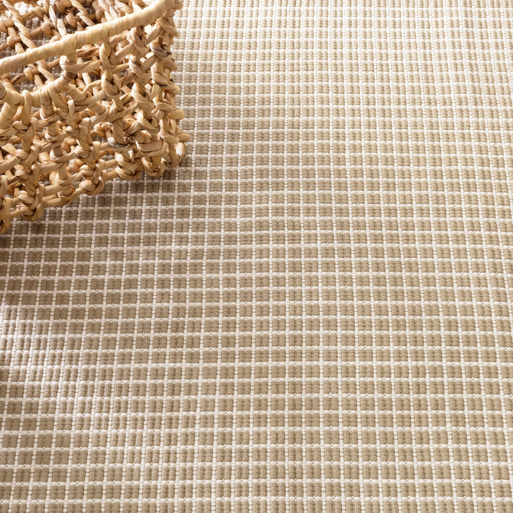 dash albert gridiron da1052 wheat rug