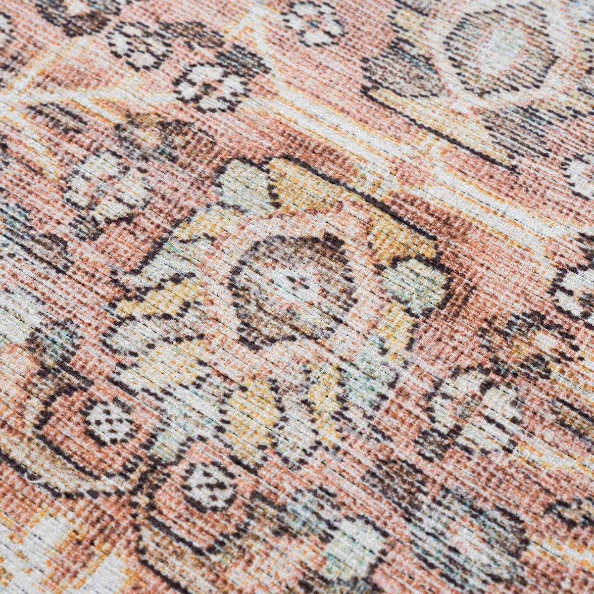 Hauteloom Urpi HGEBURPI8A2 Peach Machine Made Rug