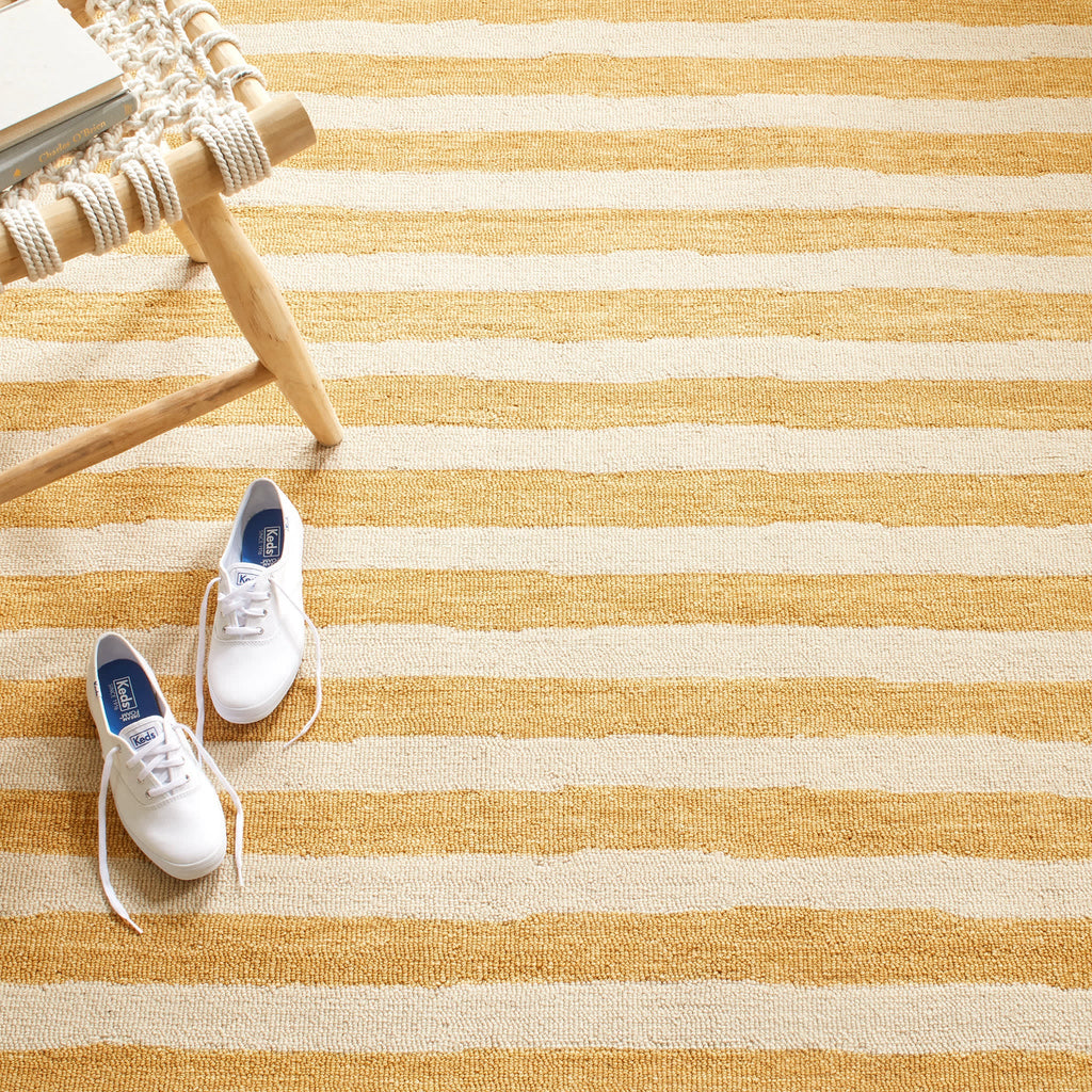 dash albert silas da2219 gold hand hooked wool rug