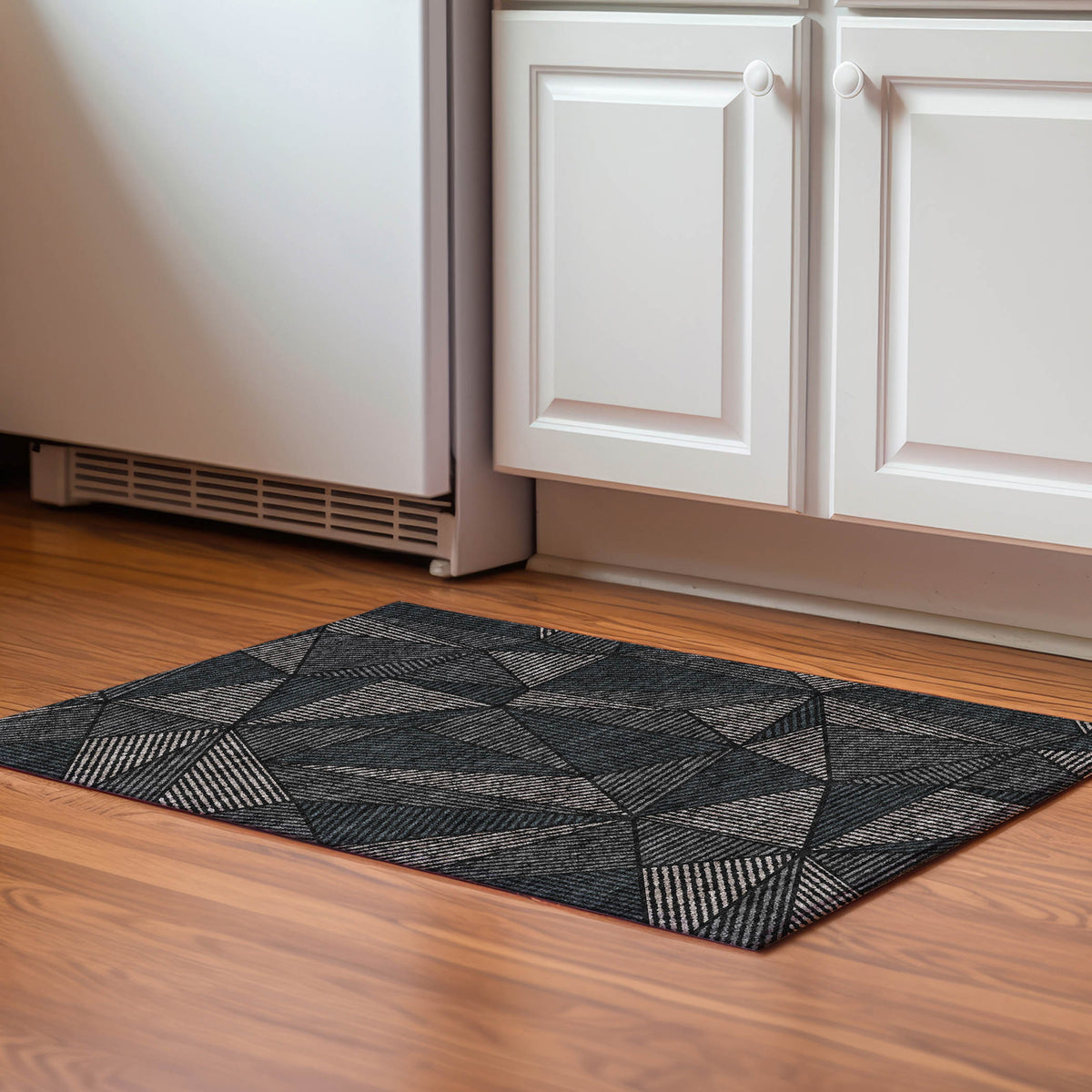 addison mayfield amf618 black rug