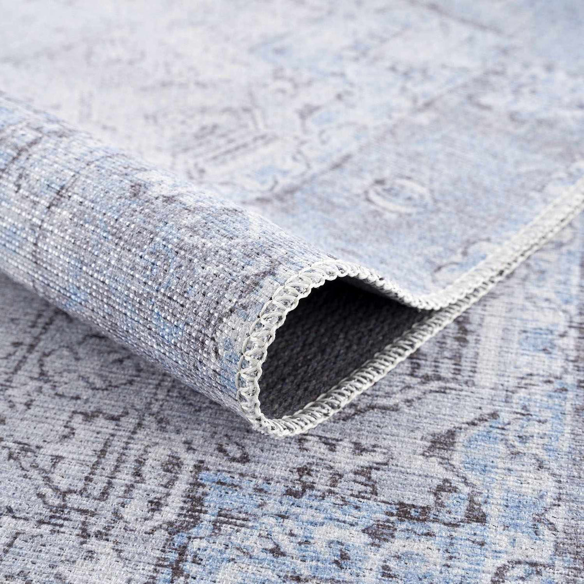 Hauteloom Rosman SAMAROSMA50 Sky Blue Machine Made Chenille-Polyester Rug