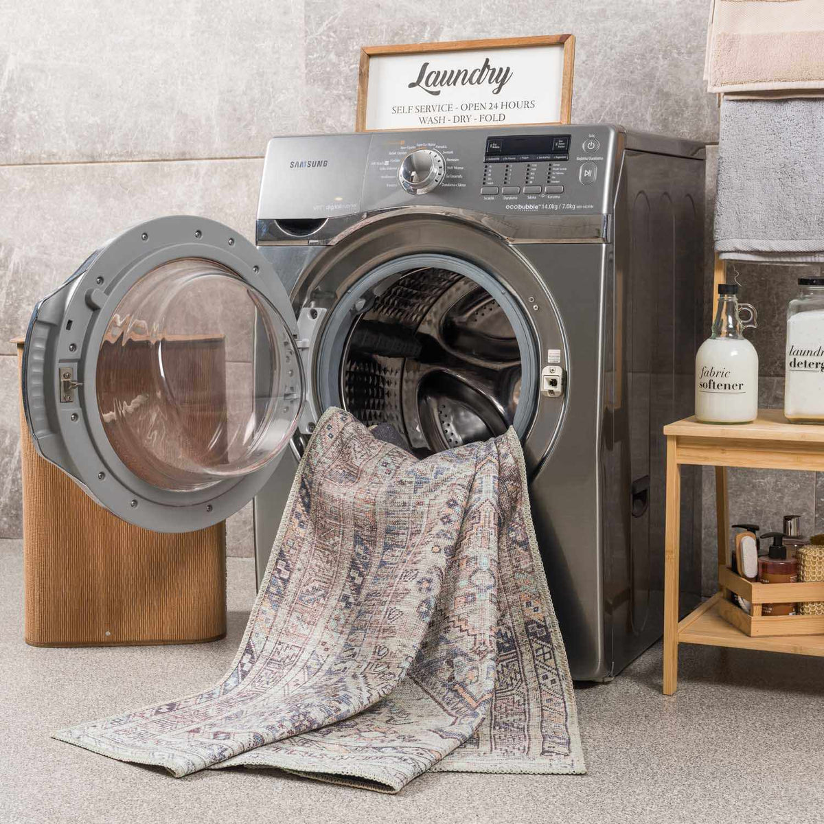Hauteloom Barny SAMABARNYA4 Ivory Machine Made Polyester Rug