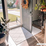 Hauteloom Amani SLYBAMANIA1 White Machine Made Polypropylene Rug