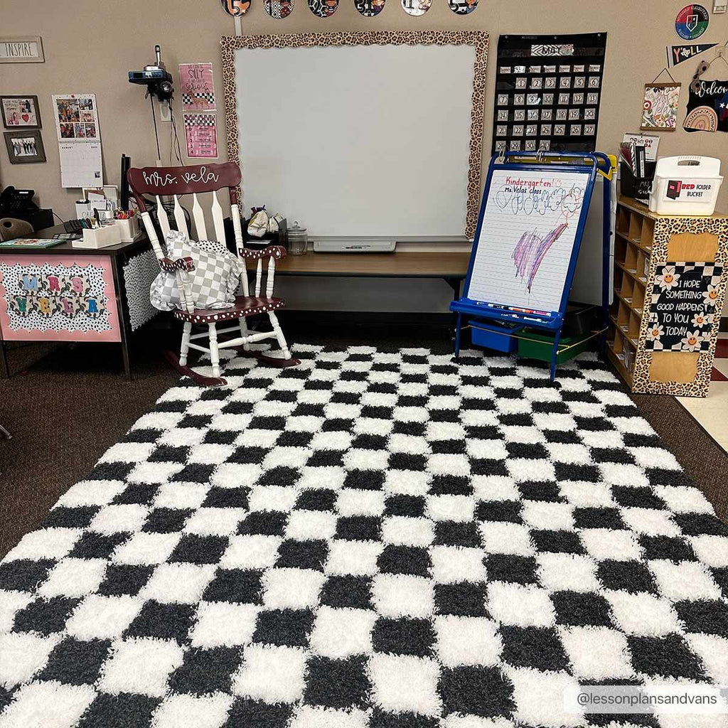 Hauteloom Atira ATIR White Machine Made Polypropylene Rug