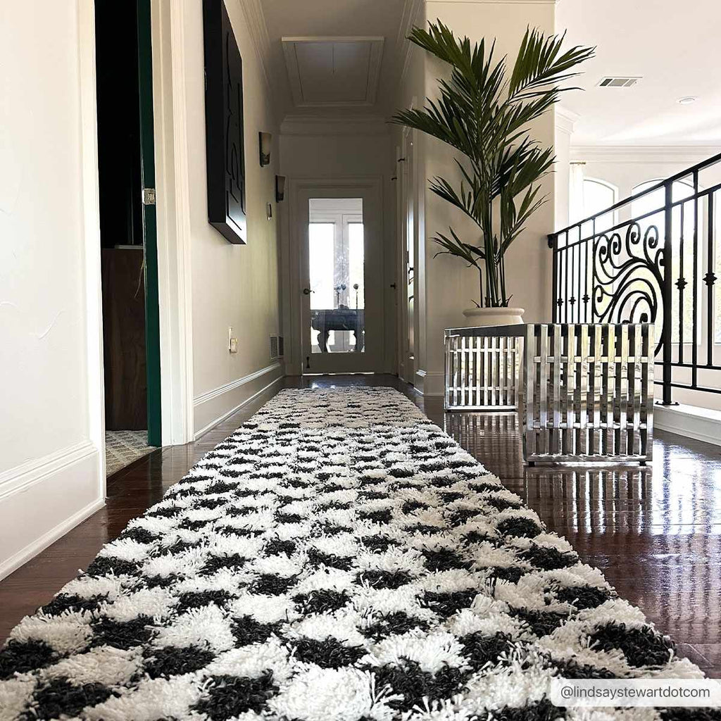Hauteloom Atira ATIR White Machine Made Polypropylene Rug