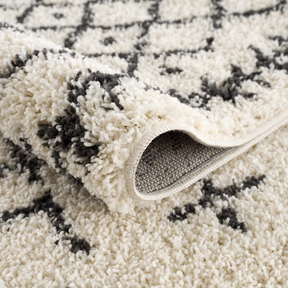 Hauteloom Godalming GOD Charcoal Machine Made Polypropylene Rug