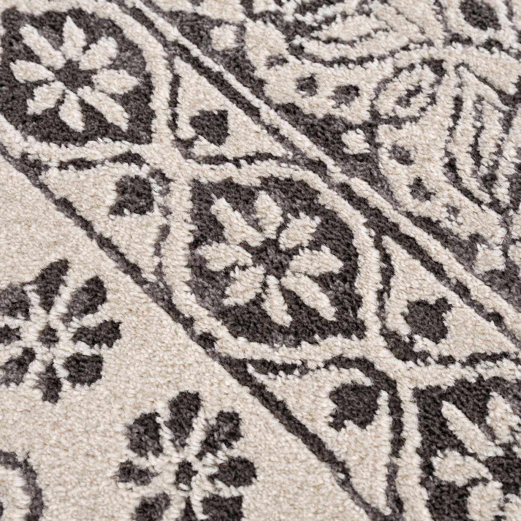 Hauteloom Warroad WARRO Charcoal Machine Made Polypropylene Rug