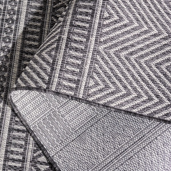 safavieh clearance beach house bhs288h charcoal rug