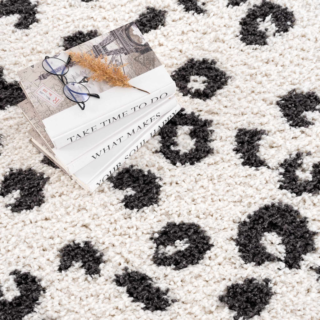 Hauteloom Zhen SBMMZHEN8A1 White Machine Made Polyester Rug