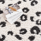 Hauteloom Zhen SBMMZHEN8A1 White Machine Made Polyester Rug