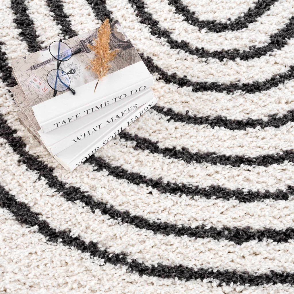 Hauteloom Bauer SBMMBAUERA1 White Machine Made Polyester Rug