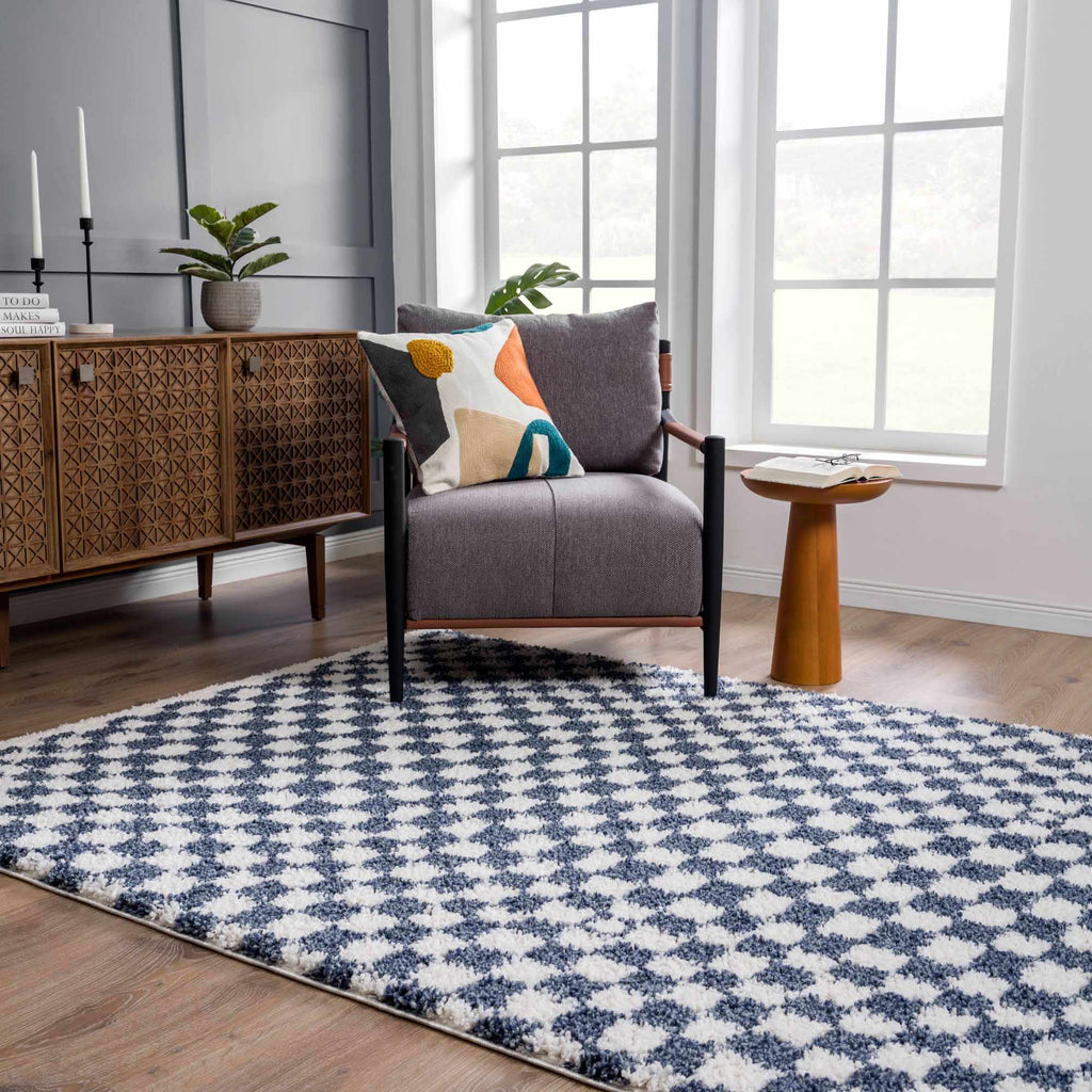Hauteloom Kieu SBMMKIEU8A1 White Machine Made Polyester Rug