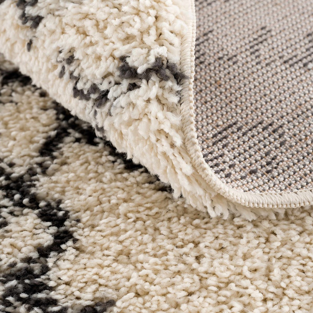 Hauteloom Godalming GOD Charcoal Machine Made Polypropylene Rug