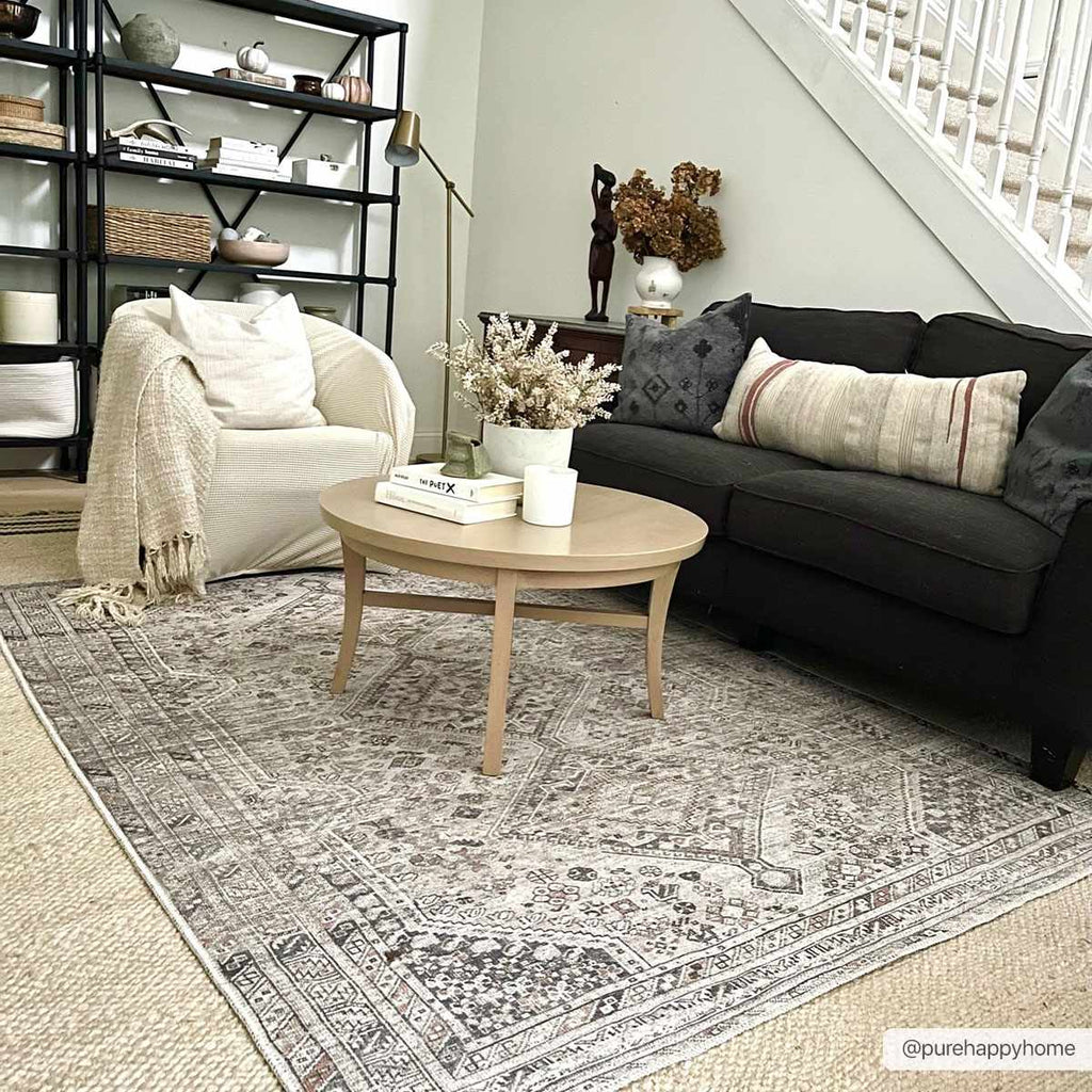 Hauteloom Barny SAMABARNYA5 Ivory Machine Made Polyester Rug