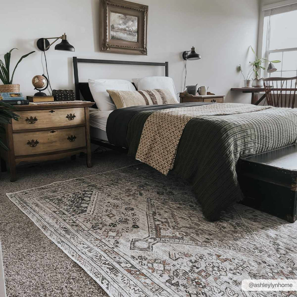 Hauteloom Barny SAMABARNYA5 Ivory Machine Made Polyester Rug