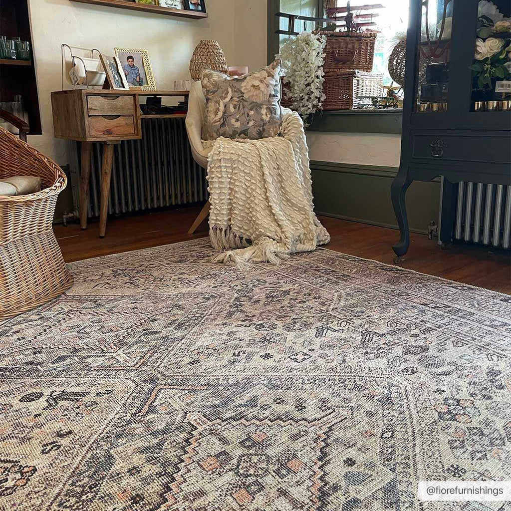 Hauteloom Barny SAMABARNYA4 Ivory Machine Made Polyester Rug