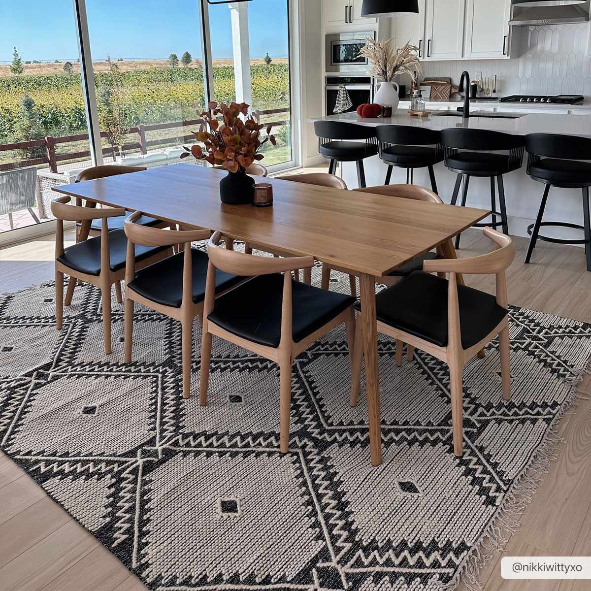 Hauteloom Brownhills BRWNH Black Woven/Flatwoven Cotton Rug
