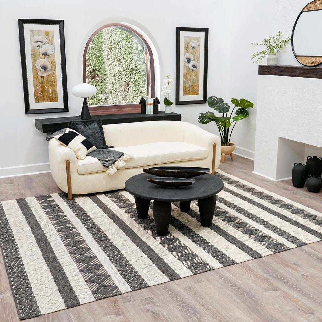 Hauteloom Whittington CARRS White Woven/Flatwoven Wool Rug