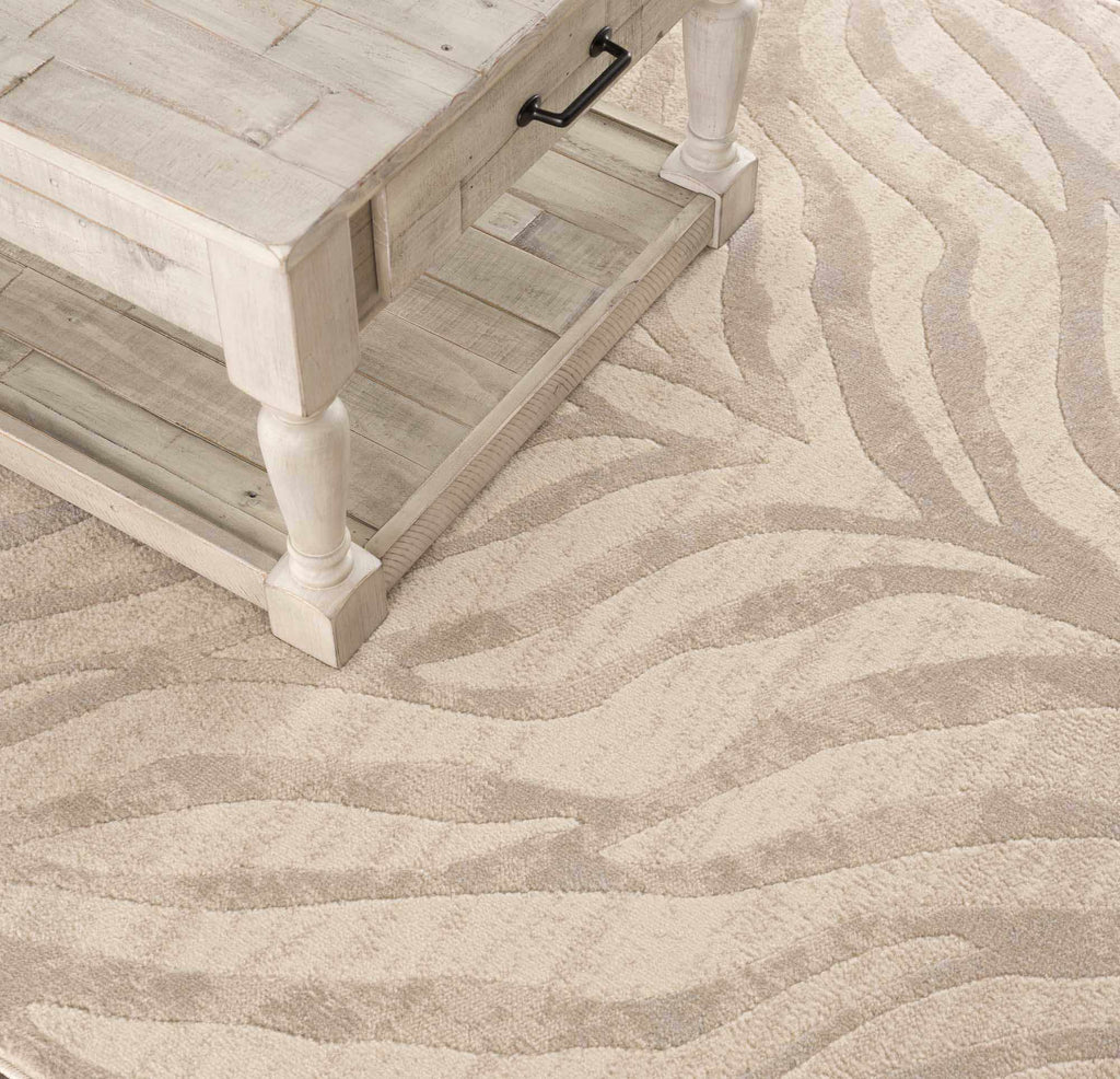 Hauteloom Manteca MNTNM Light Gray Machine Made Polypropylene Rug