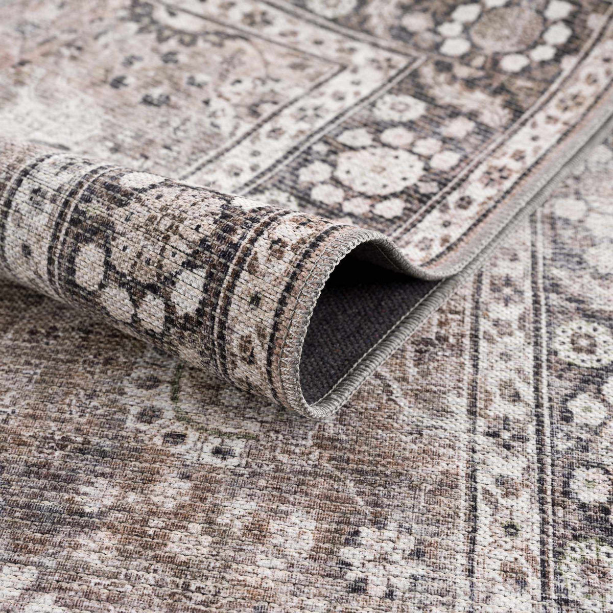 Hauteloom Ganyangan GANY Black Machine Made Chenille-Polyester Rug