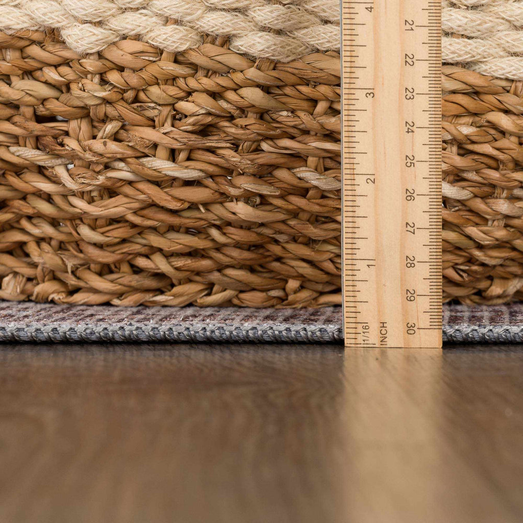 Hauteloom Dauis DAUI Cream Machine Made Chenille-Polyester Rug