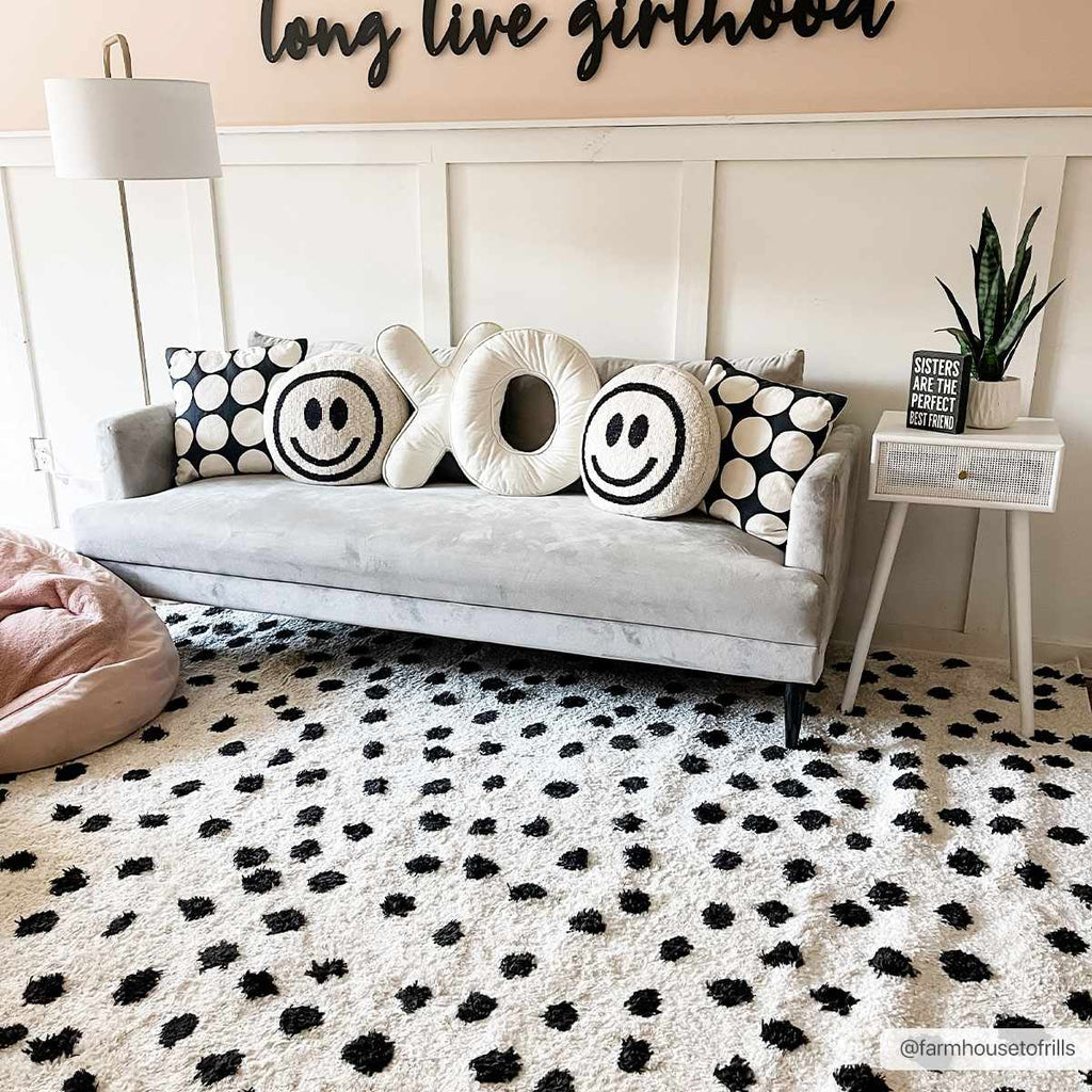 Hauteloom Cansu HRDOCANSAA1 Black Machine Made Polyester Rug