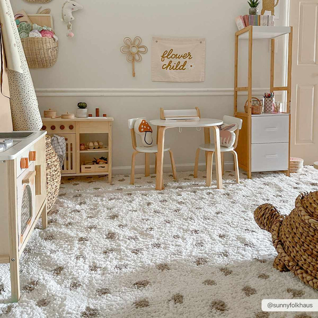 Hauteloom Chaia SBMMFIANAA1 Off White Machine Made Polyester Rug