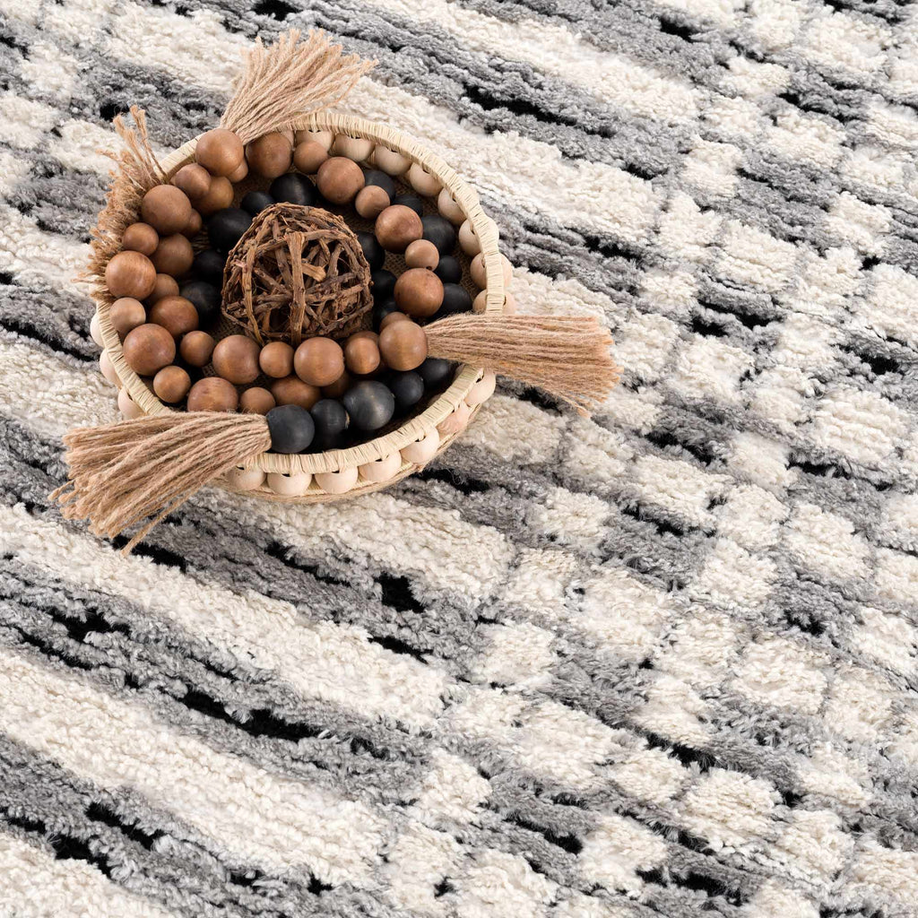 Hauteloom Nava HDEUNAVAHA1 Beige Machine Made Polypropylene Rug