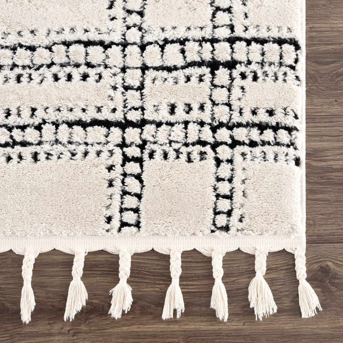 Hauteloom Ryuu HDEURYUU8A1 Beige Machine Made Polypropylene Rug
