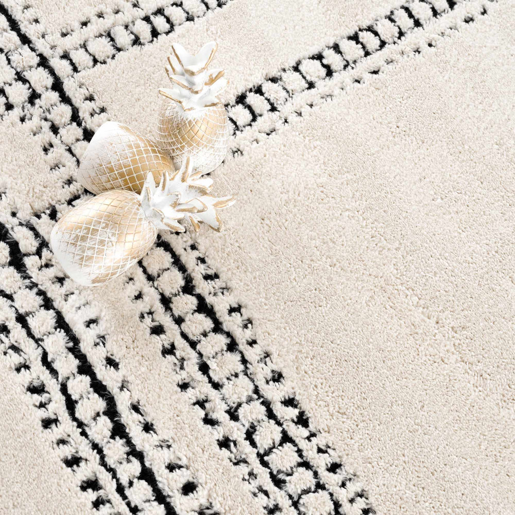 Hauteloom Ryuu HDEURYUU8A1 Beige Machine Made Polypropylene Rug