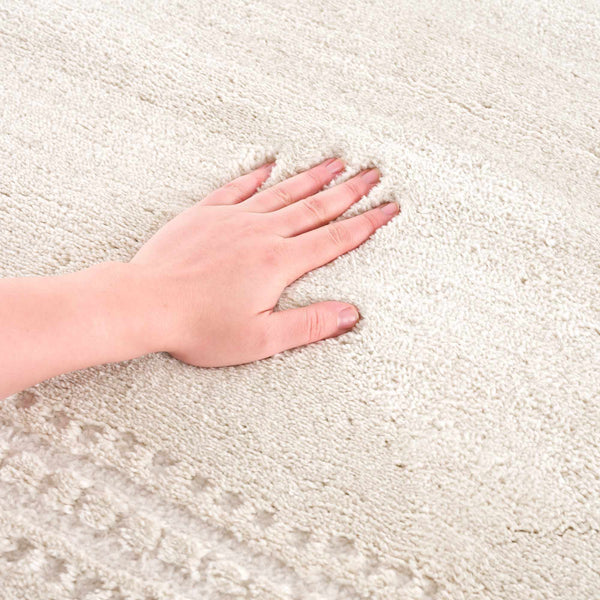 Hauteloom Ryuu HDEURYUU8A3 Beige Machine Made Polypropylene Rug