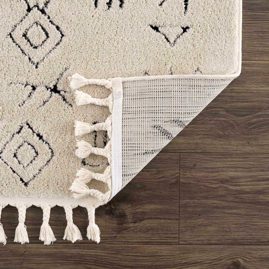 Hauteloom Thian TZFQTA1 Beige Machine Made Polypropylene Rug