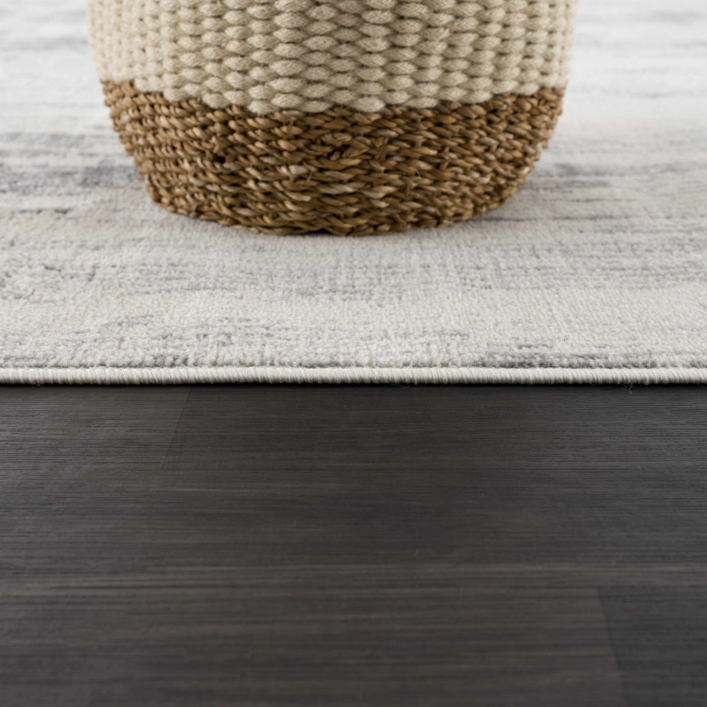 Hauteloom Tigris TGS2320 Ivory Machine Made Polypropylene Rug