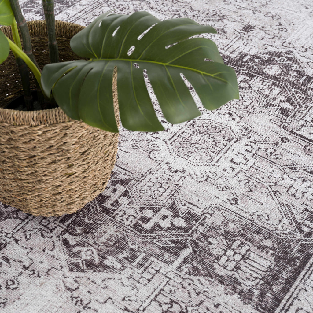 Hauteloom Kyan KYAN Gray Machine Made Cotton Rug