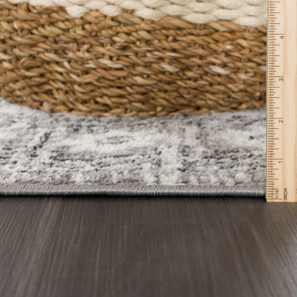 Hauteloom MARASH KMRSH4605 Gray Machine Made Polypropylene Rug