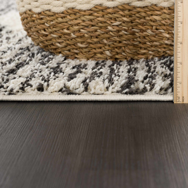 Hauteloom Howth HOWT Gray Machine Made Polypropylene Rug
