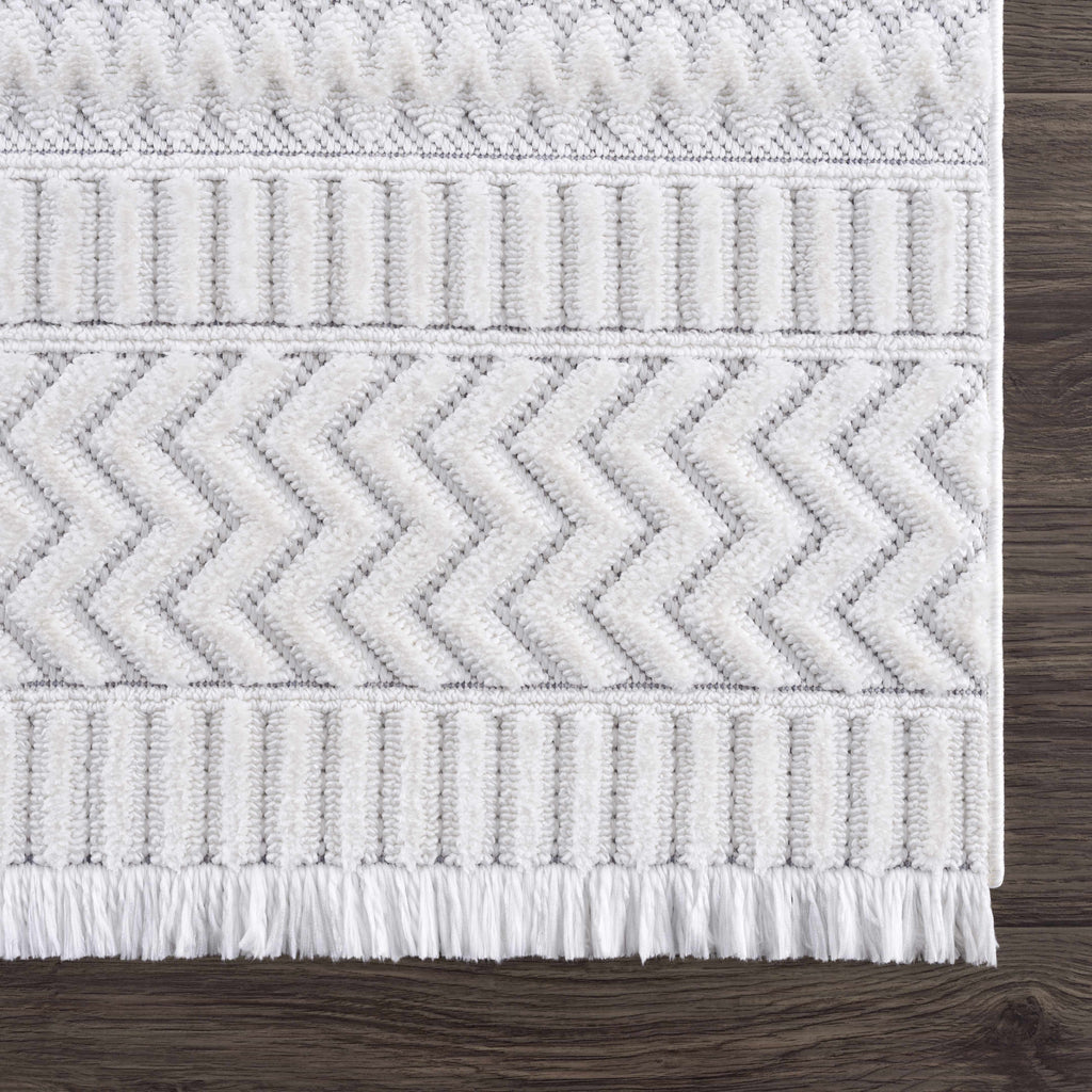 Hauteloom Limited Edition CIRA01 White Machine Made Polyester Rug