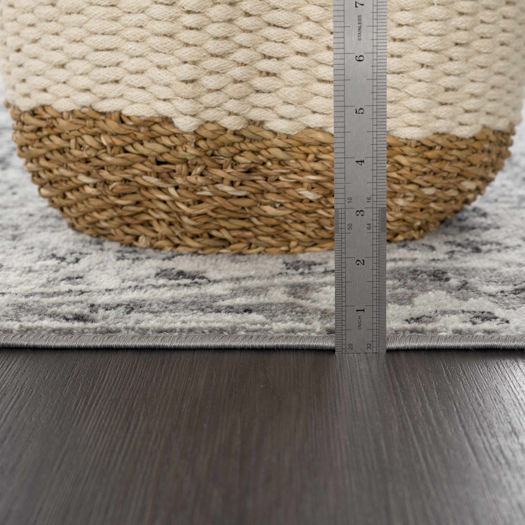 Hauteloom MARASH KMRSH4608 Off White Machine Made Polypropylene Rug