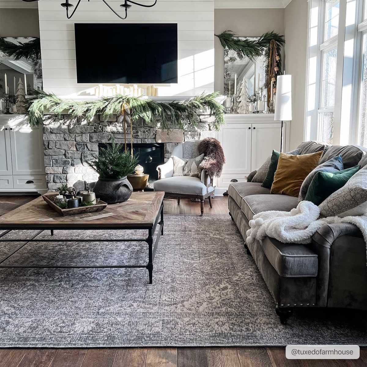 Hauteloom Greenpoint GRNPN Beige Machine Made Chenille-Polyester Rug