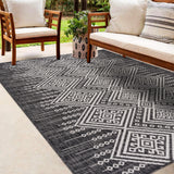 Hauteloom Frankville FRNKV Black Machine Made Polypropylene Rug